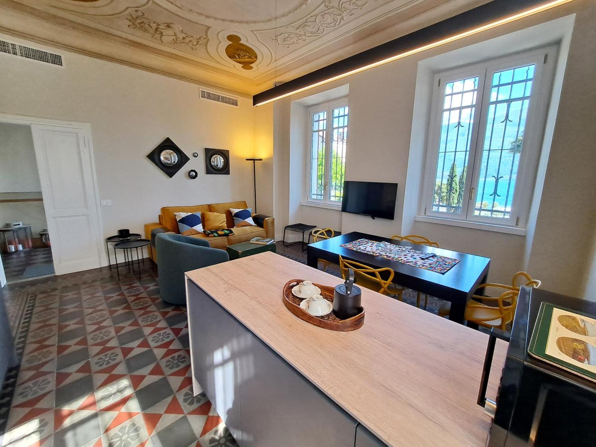 Immobillario - Domus Palmae Apartment Domaso Ngoại thất bức ảnh